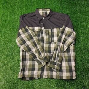 Wrangler Men's Green and Black Plaid Shirt